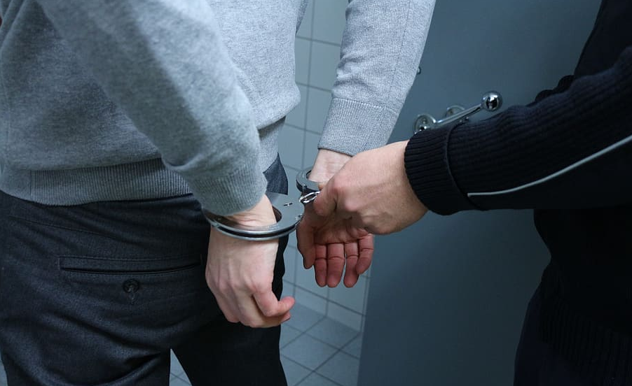 person hadncuffed
